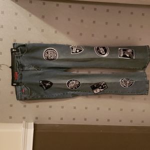 LE MORE Womens  NFL Patches Jeans, Size 39X33